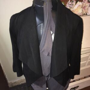 Stitchfix 41Hawthorn black drape front blazer, zipped pockets
